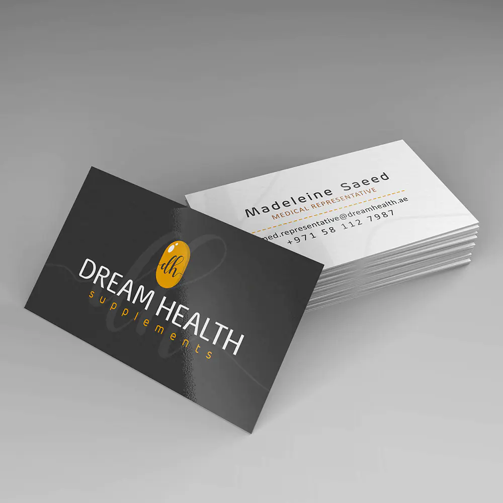 standard 9×5 cm business card printed in Dubai